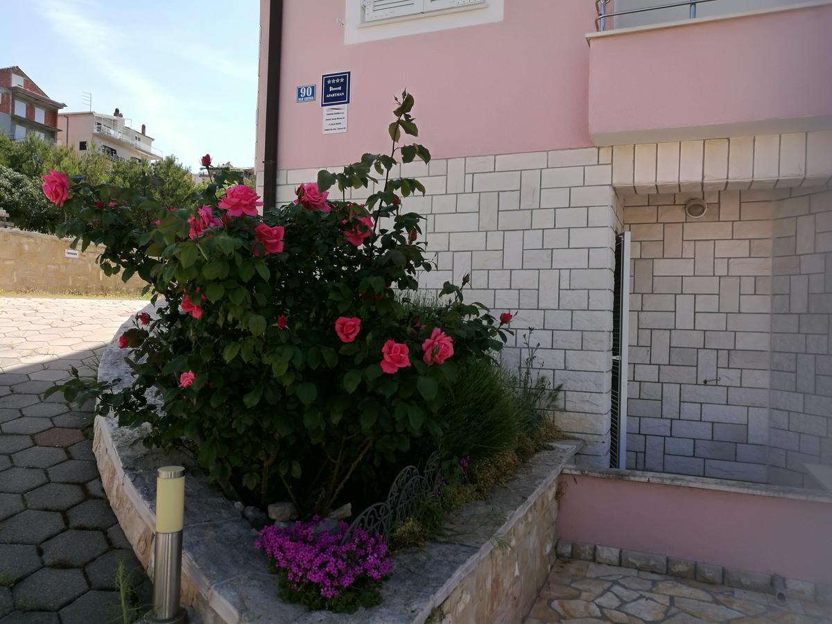 Apartments Villa Sibenik Primošten Екстериор снимка